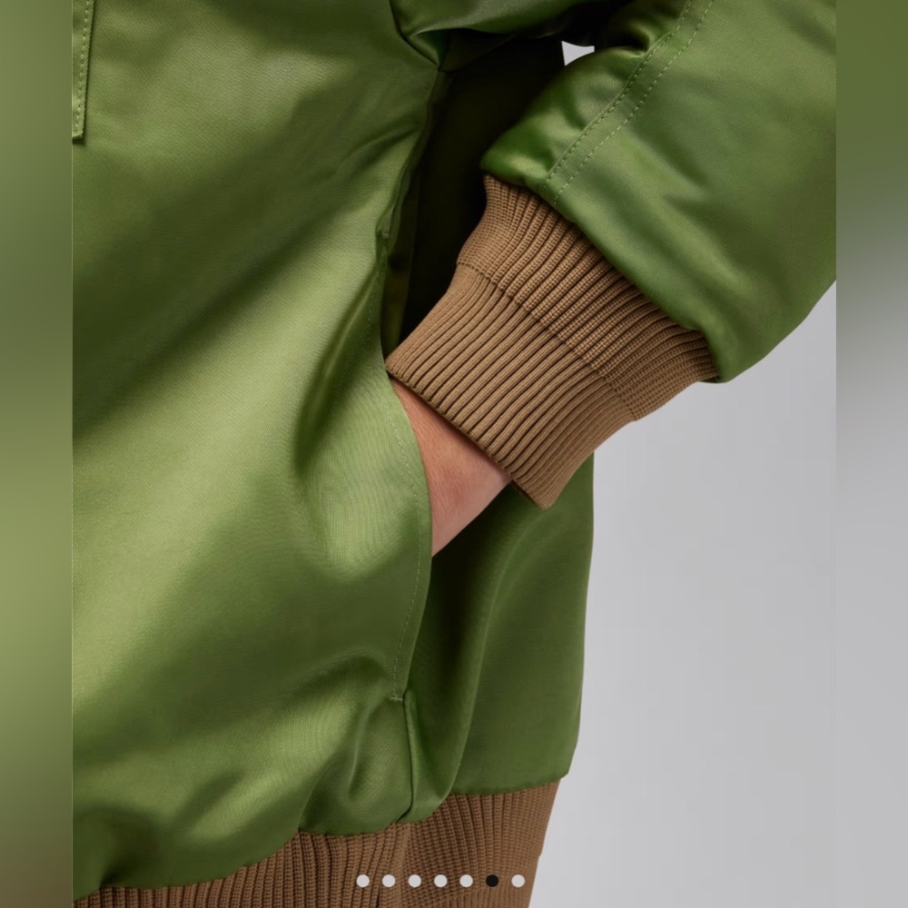 GORGEOUS JORDAN RENEGADE WOMEN’S JACKET !!! - Picture 6 of 13